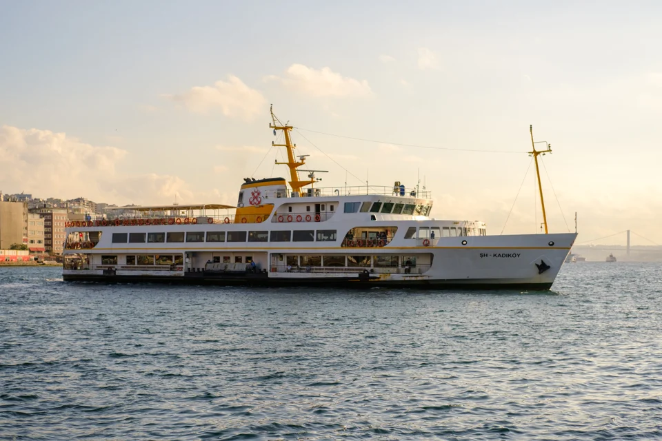 Boğaz’da ŞH-Kadıköy vapuru