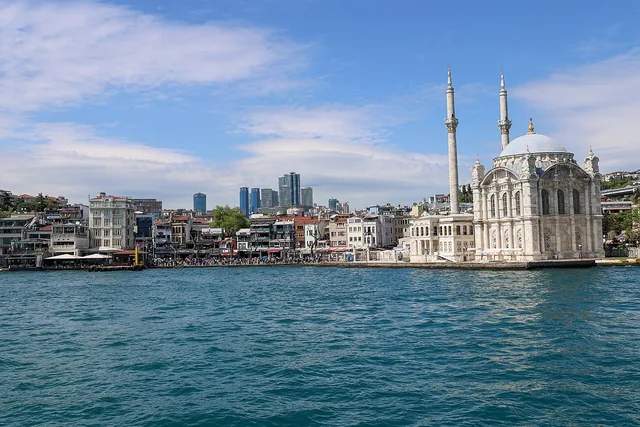 Ortaköy kıyısı ve meydanı · 2024